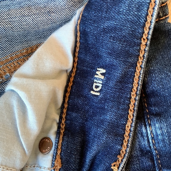 American Eagle super stretch shorts - Picture 6 of 6